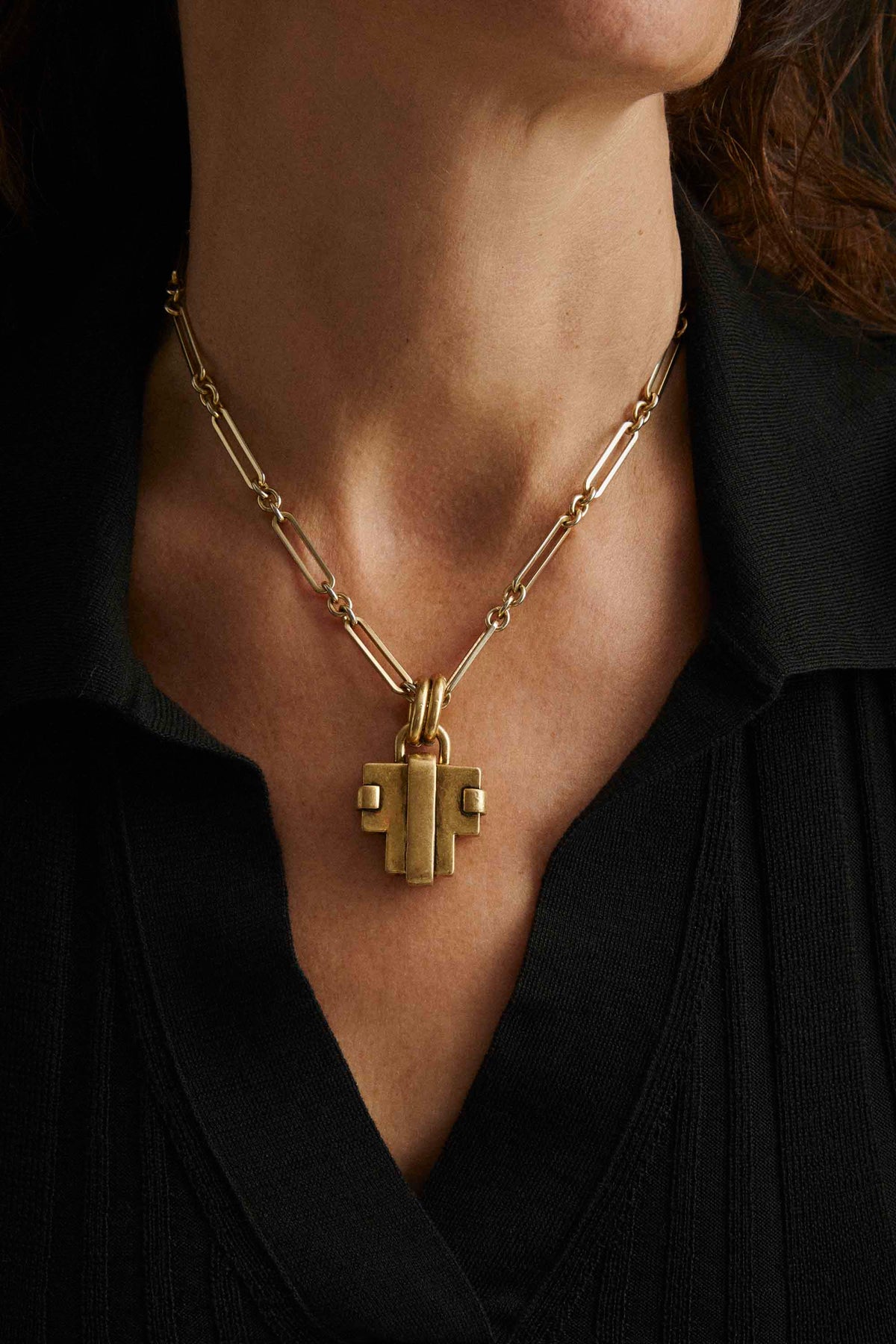 ALAIN CROSS NECKLACE