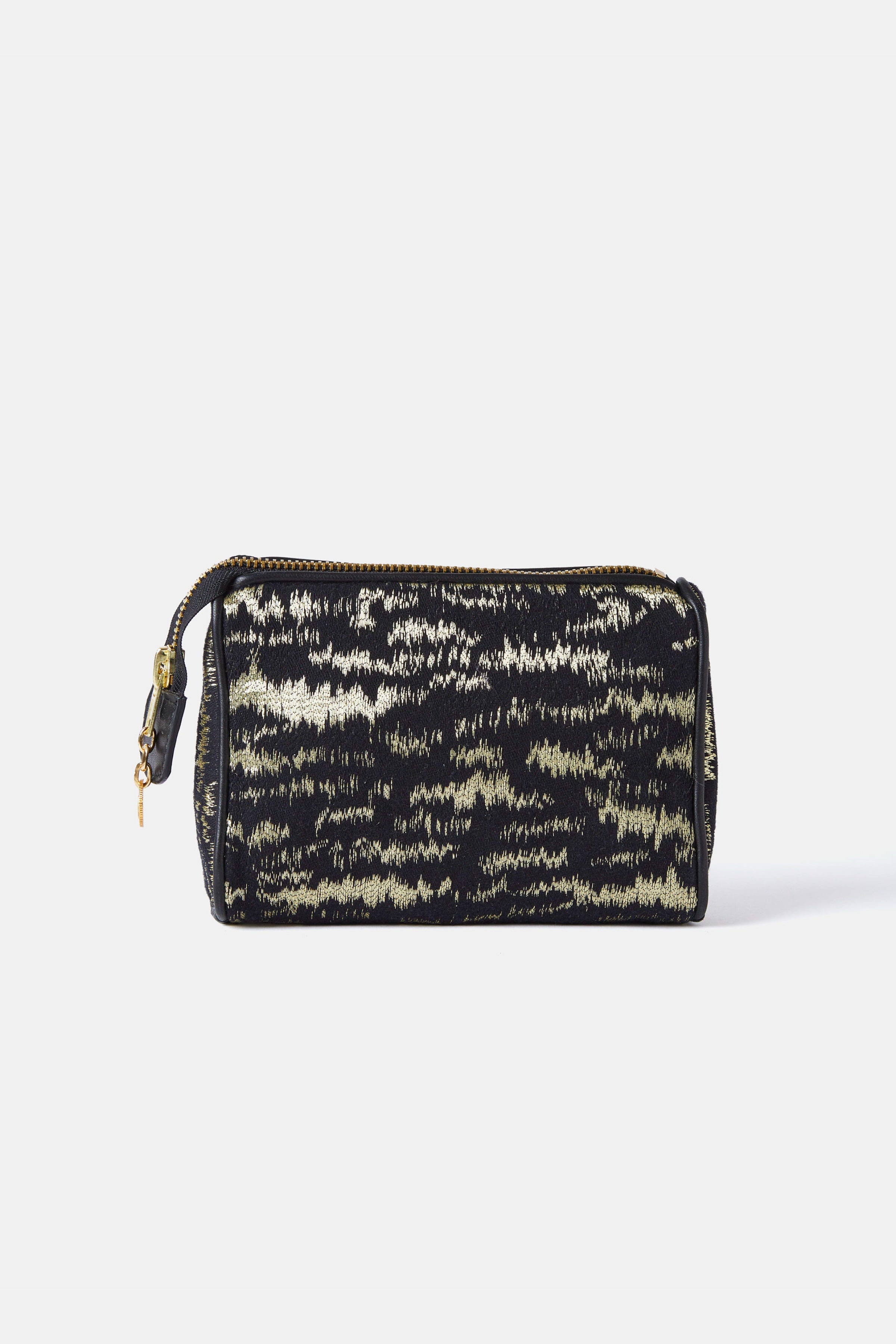 Florencia Pouch