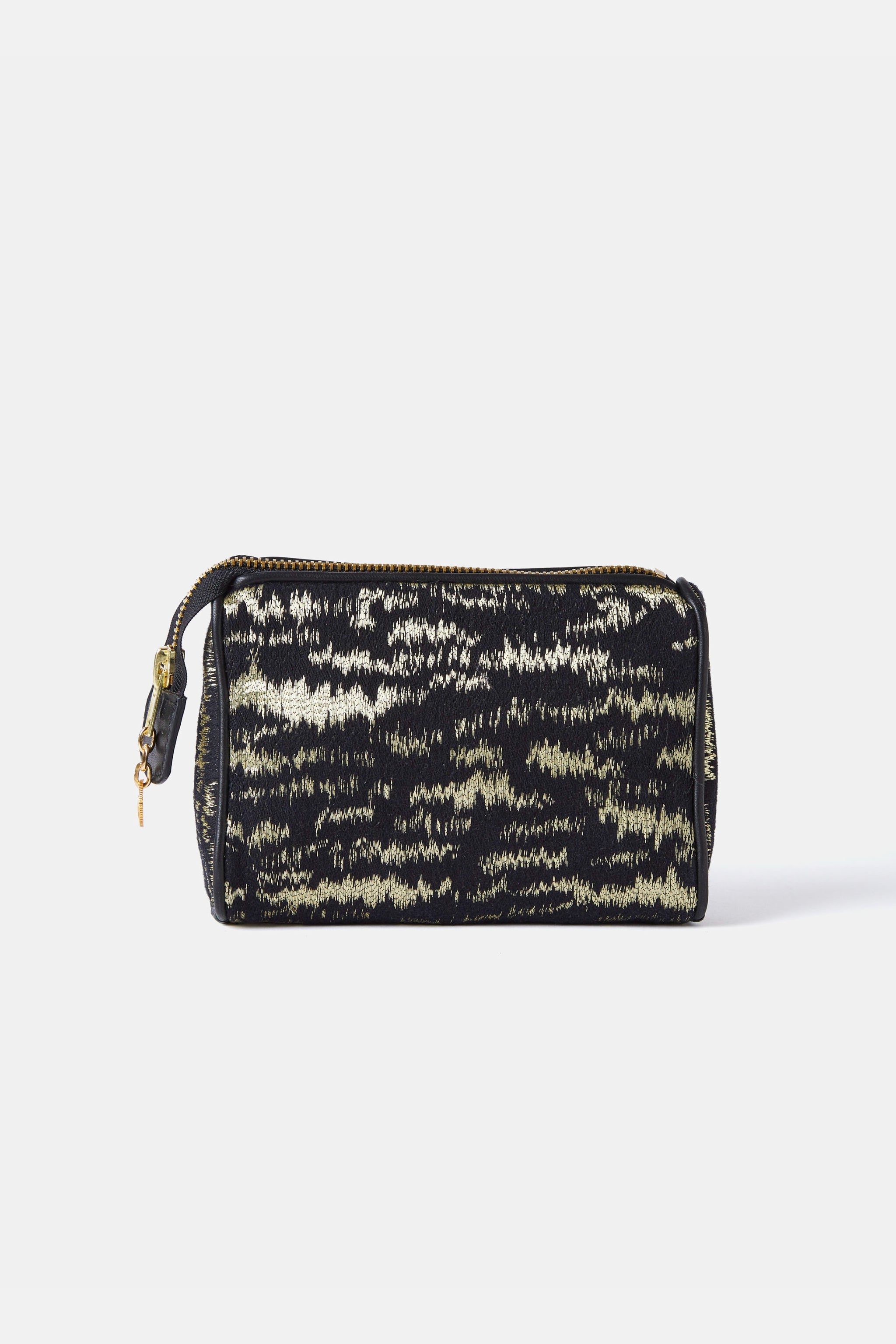 Florencia Pouch