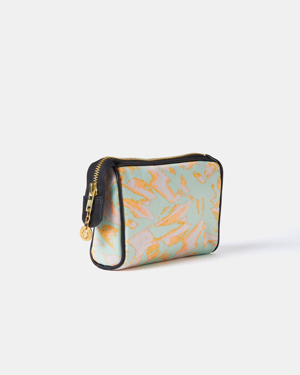 Florencia Pouch