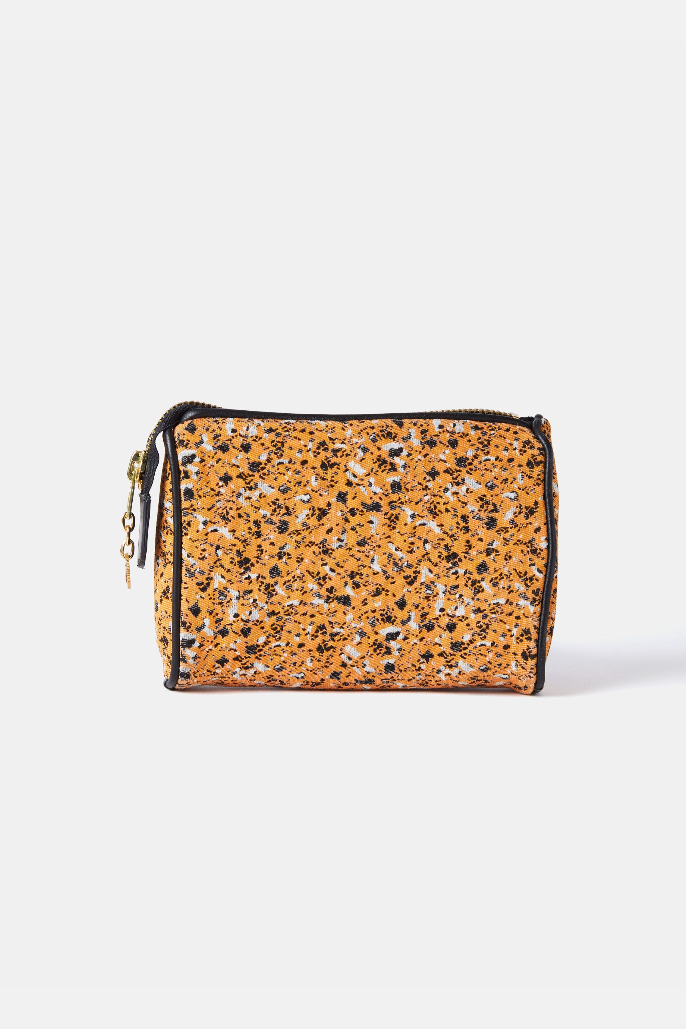 Florencia Pouch
