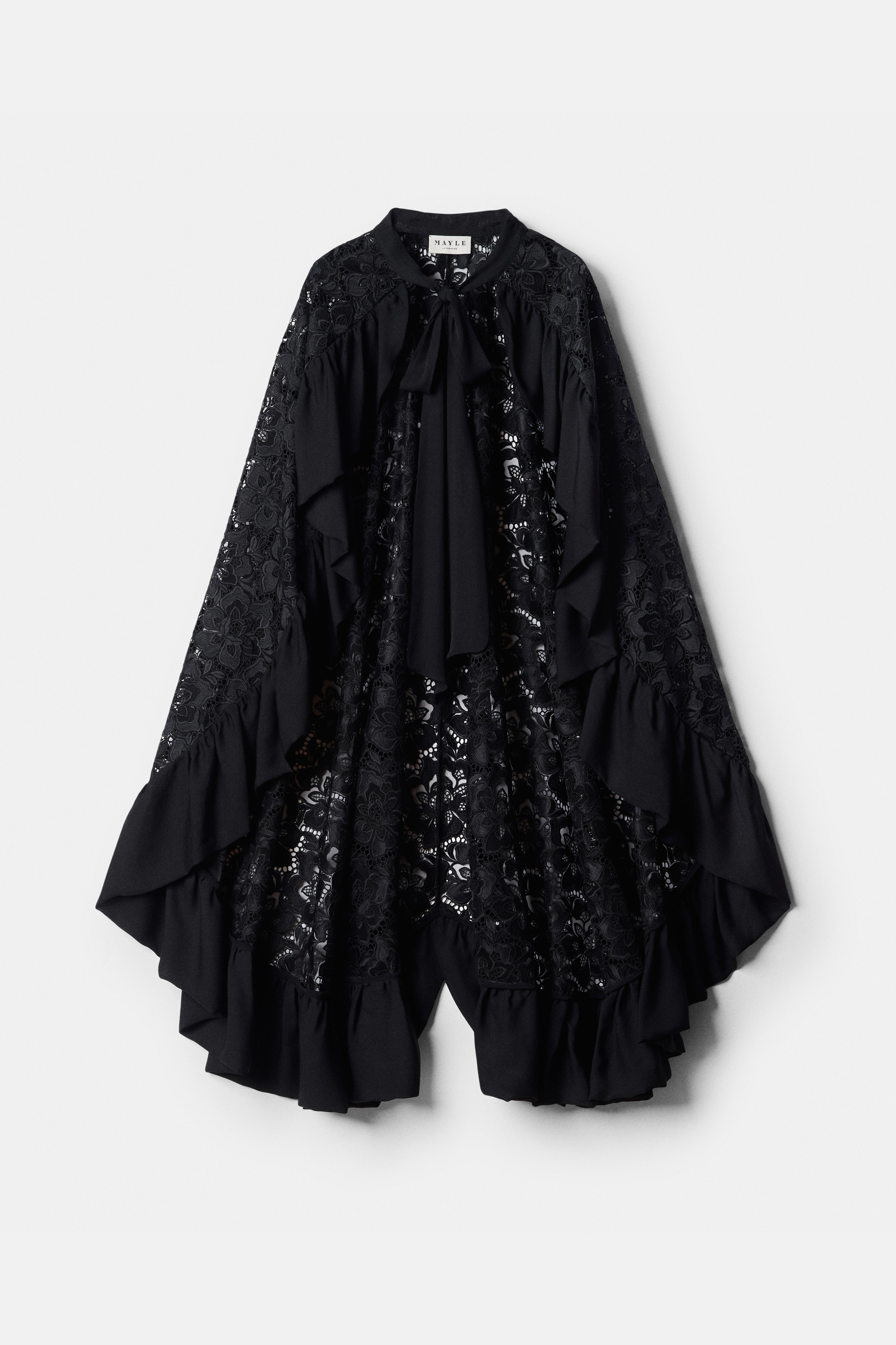Sergio Lace Cape
