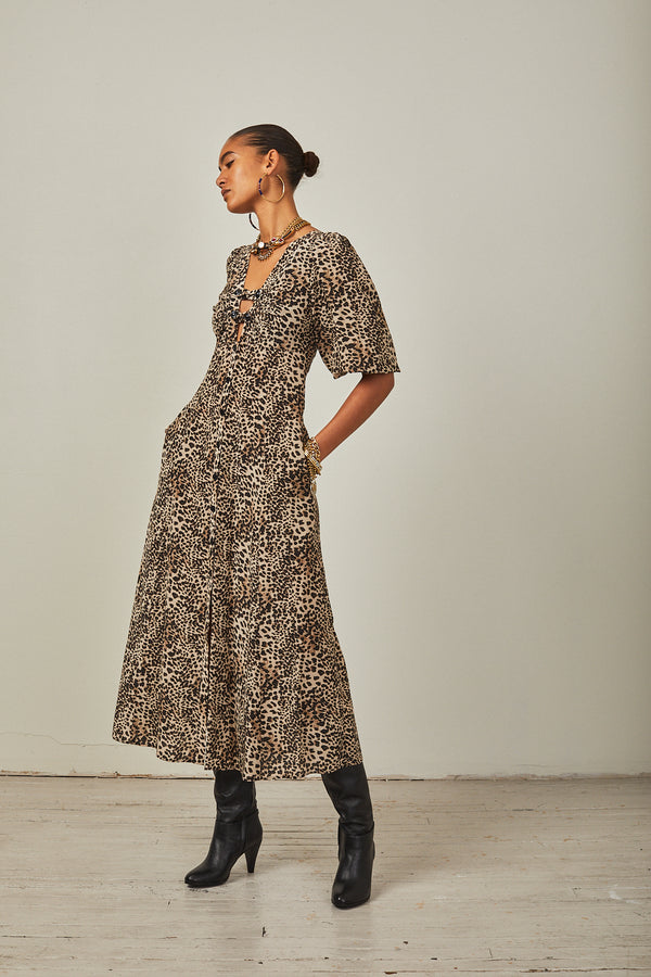 Buenadea Dress