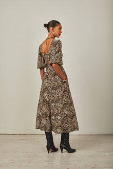 Buenadea Dress